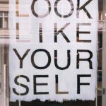 inspirational sign in vienna shop window